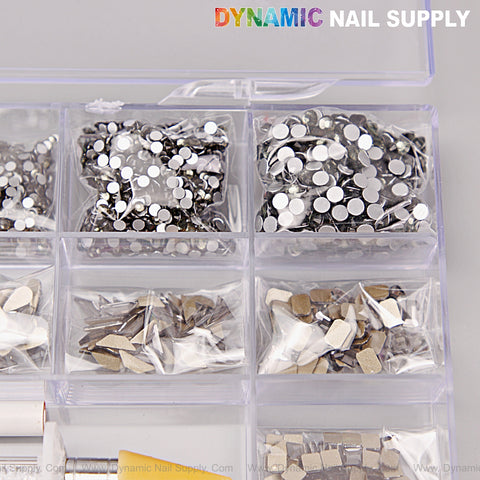 The [Black Silver-back mixed Gold-back] rhinestones set includes 14 big shapes, 6 round shapes in a 20-cell organizer box.