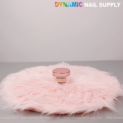 A Light Pink Faux Fur Fabrics Round Mat is ideal for nail art photography, jewelry props, lockers, and tabletops.