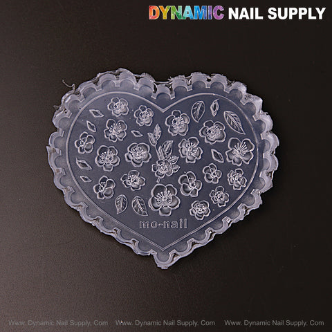 Heart-shaped clear silicone 3D Nail Art Mold: Mixed Size 3D Flowers with Leaves, perfect for DIY embossed nail charms.
