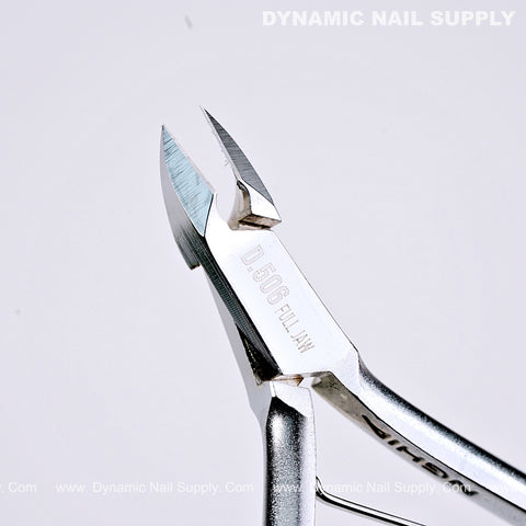 D506 Professional Carbon Steel Cuticle Nippers, engineered for control and performance; perfect for manicures.