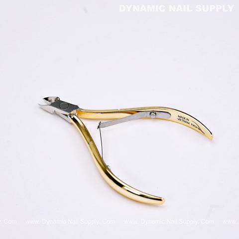 D501 Ergonomic Carbon Steel Cuticle Nippers, labor-saving design, labeled “Made in Vietnam” on white background.