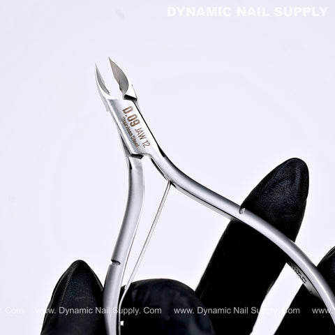 D09 - Jaw 12 - Cuticle Clippers with Grip Control – Sharp Jaw Design for Clean Cuticle Removal