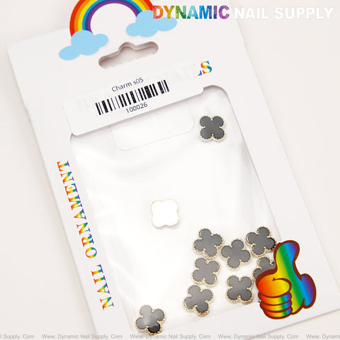 Black Big Embossed V4n Cl3ef Retro Four Leaf Clover Nail Charms