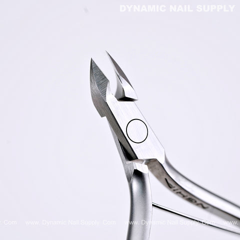 Close-up of D09 - Jaw 14 Cuticle Clippers with Grip Control, sharp design for clean cuticle removal on white background.