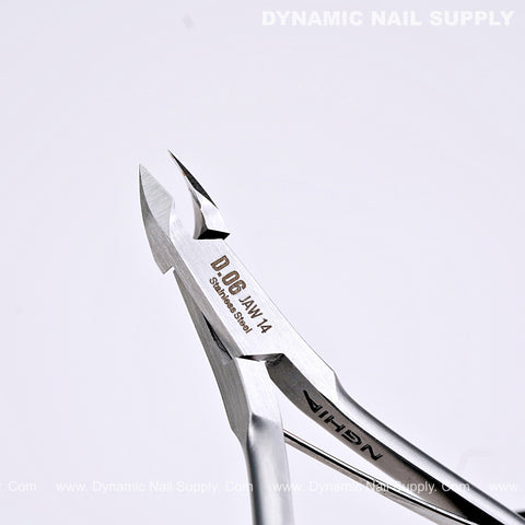 Close-up of D06 Jaw 14 Precision Cuticle Nippers—heavy-duty trimmer for fingernail & toenail care.