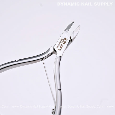 D01 - Jaw 16 stainless steel cuticle nippers with precision full jaw trimmer blade for manicures and pedicures.