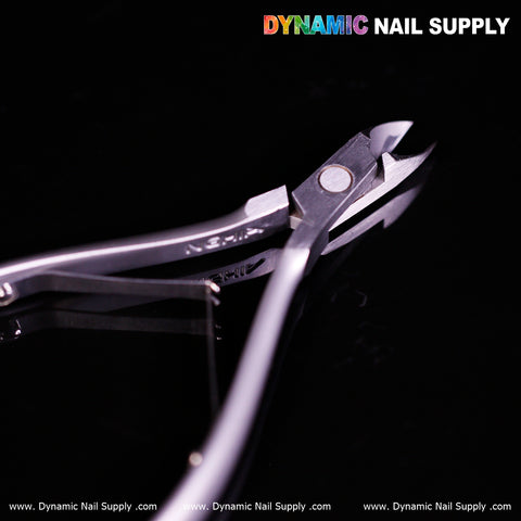 D07 - Jaw 16 - Dynamic Stainless Steel Cuticle Remover – Pro-Level Tool for Cuticle & Dead Skin Trimming