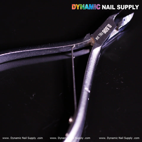 D506 - Professional Cuticle Nippers that Engineered for control and performance