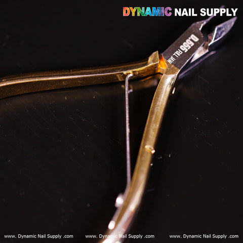 D555 - Professional Cuticle Nippers with high-tension spring and full jaw design make it easy to trim