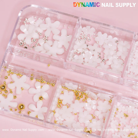 White 3D Resin Flower (daisy) with gold and silver beads for Spring Nails Art design
