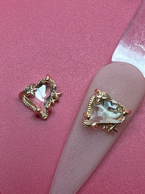 2 pcs Clear Crystal Heart-shape Charm for Nails Art Design (Crystal Rhinestone Engraved)