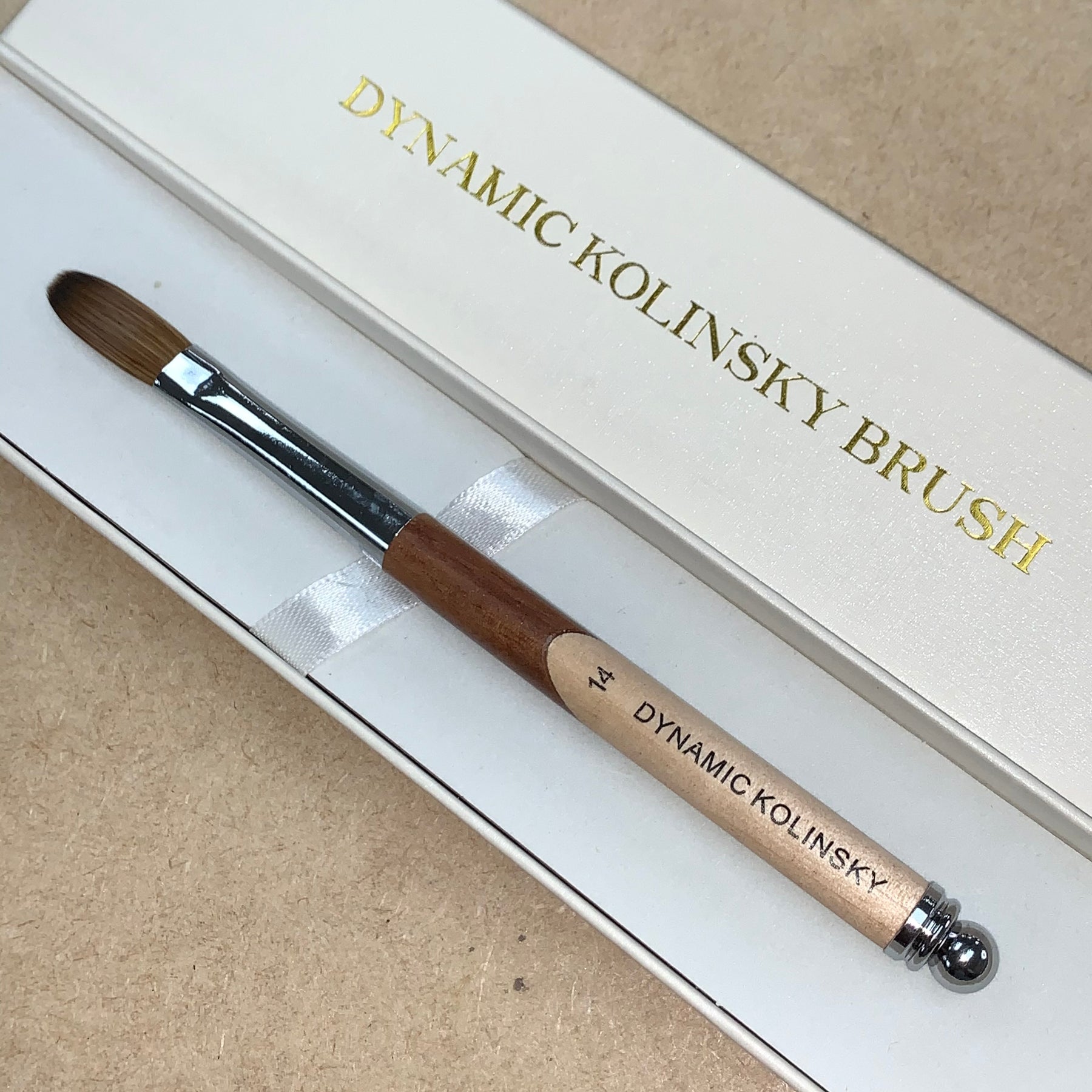 Dynamic Nail Supply Kolinsky Hair Brush - Thumbnail 3